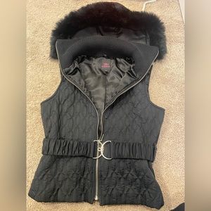 Size M fits like a small fur hood can be detached in like new condition